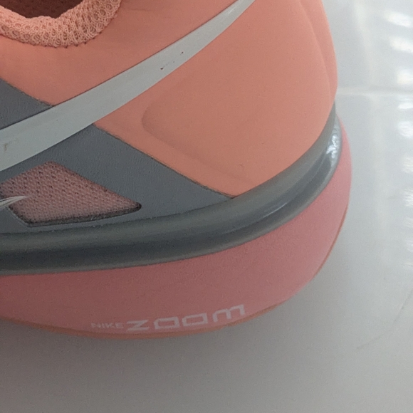 Nike Vapor 9 Tour Tennis Shoes Pink Blue Performance Sneakers Size 8 - Picture 9 of 11